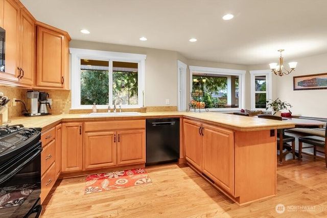 21414 2nd Avenue SE, Bothell, WA 98021