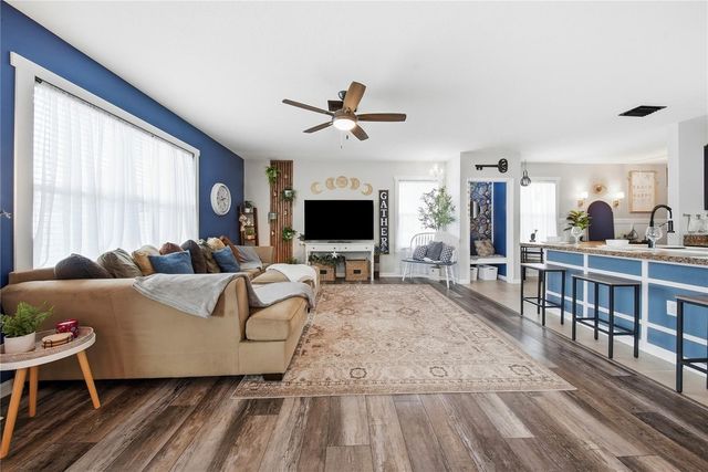 10101 MANGROVE WELL, Ruskin, FL 33573