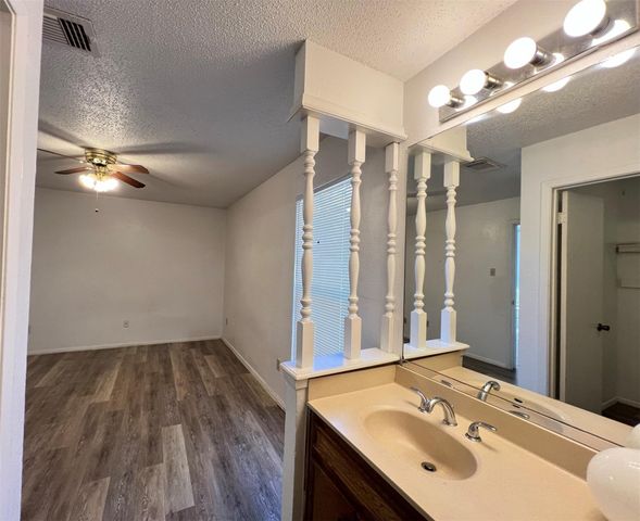 10616 Mellow Meadows DR 27A, Austin, TX 78750