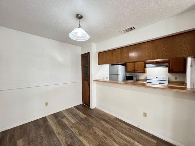 10616 Mellow Meadows DR 27A, Austin, TX 78750