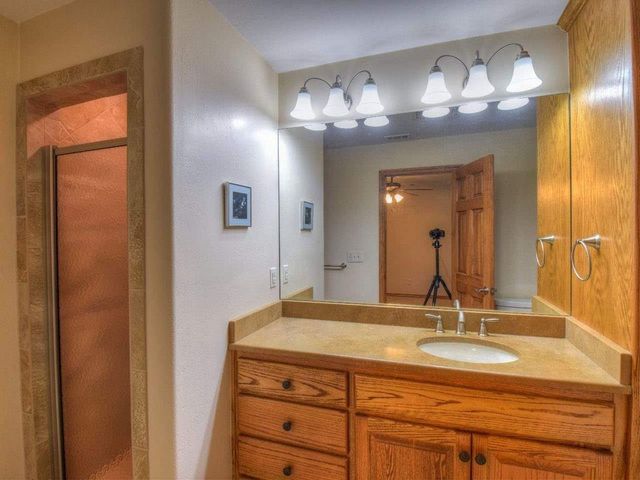 420 7th ST, Marble Falls, TX 78654