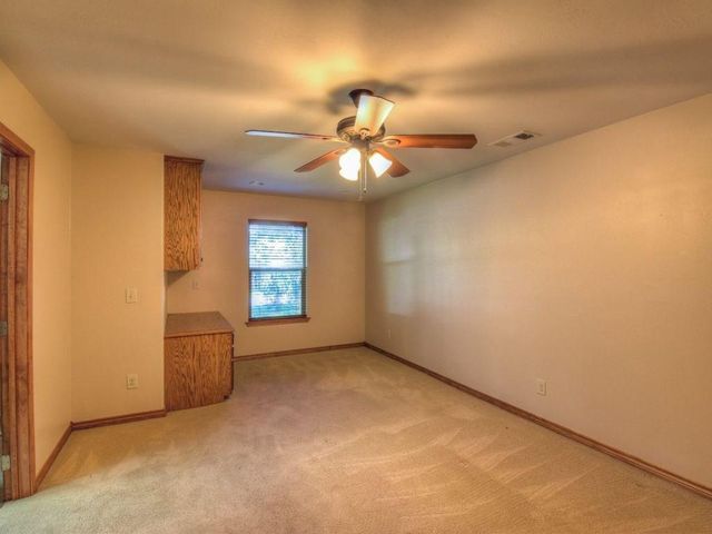420 7th ST, Marble Falls, TX 78654