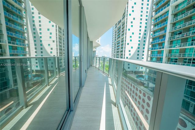 77 SE 5th Street 1607, Miami, FL 33131