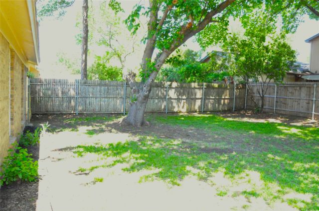 7536 Meadowbrook Drive, Watauga, TX 76148