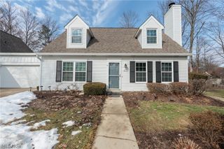 2217 Heather Lane 5, Twinsburg, OH 44087