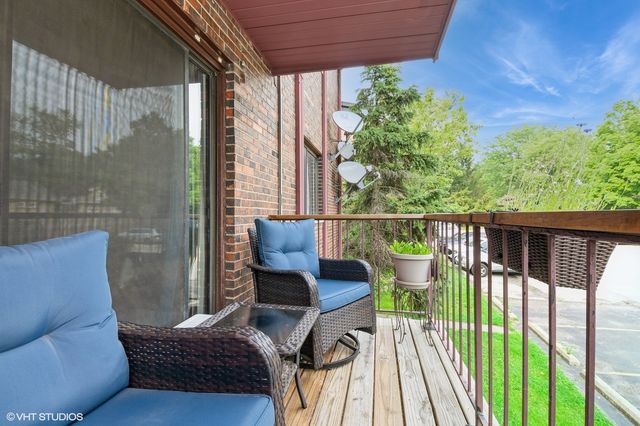 8473 Archer Avenue 204, Willow Springs, IL 60480