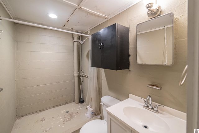 1675 Ridge Rd, Gilbertsville, KY 42044