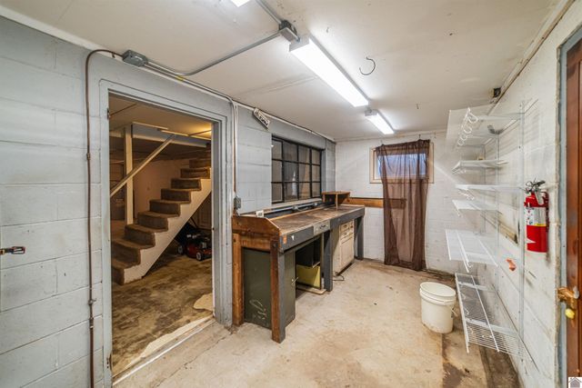 1675 Ridge Rd, Gilbertsville, KY 42044