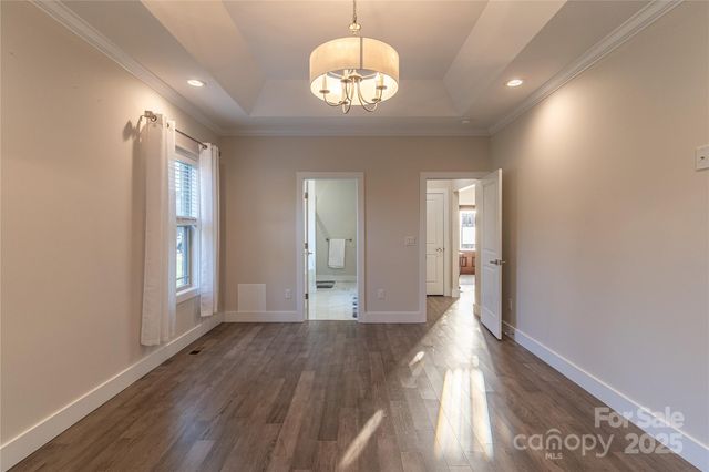 1358 37th Avenue Place NE, Hickory, NC 28601