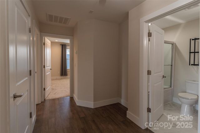 1358 37th Avenue Place NE, Hickory, NC 28601
