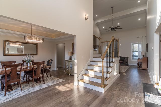 1358 37th Avenue Place NE, Hickory, NC 28601