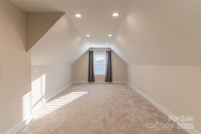 1358 37th Avenue Place NE, Hickory, NC 28601