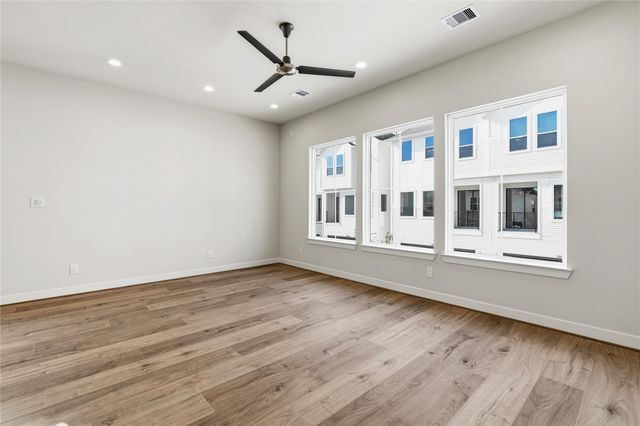 3911 Willowbend Point Drive, Houston, TX 77025