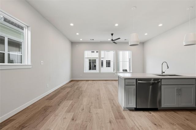 3911 Willowbend Point Drive, Houston, TX 77025