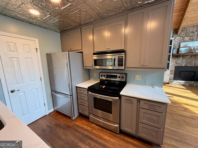 14 Gove Road, Sautee Nacoochee, GA 30571