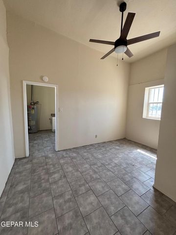 920 S Stanton Street 3, El Paso, TX 79901