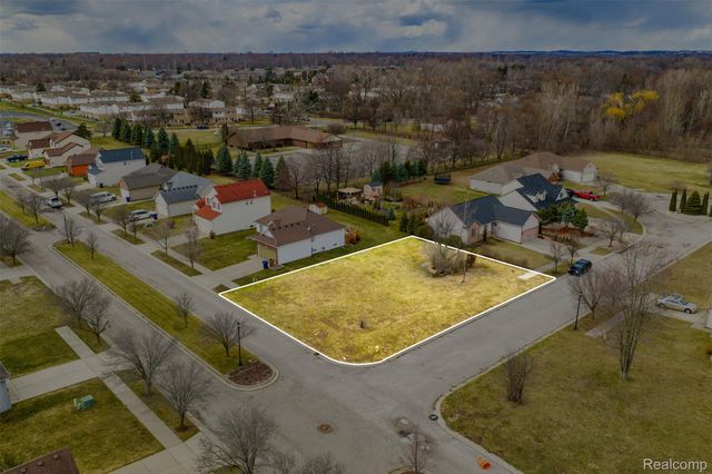 1277 Liza Boulevard, Pontiac, MI 48342