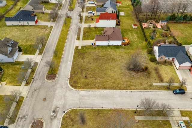 1277 Liza Boulevard, Pontiac, MI 48342