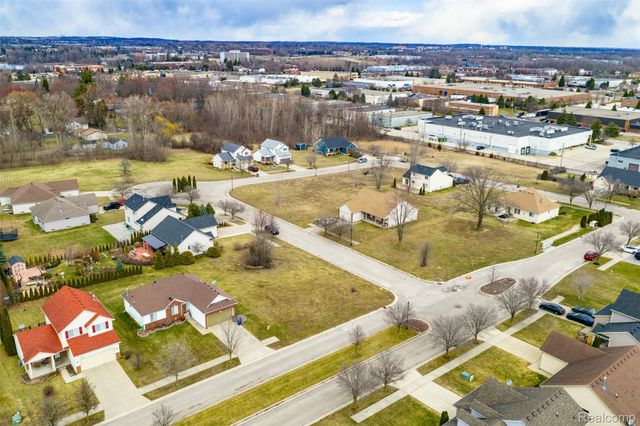 1277 Liza Boulevard, Pontiac, MI 48342