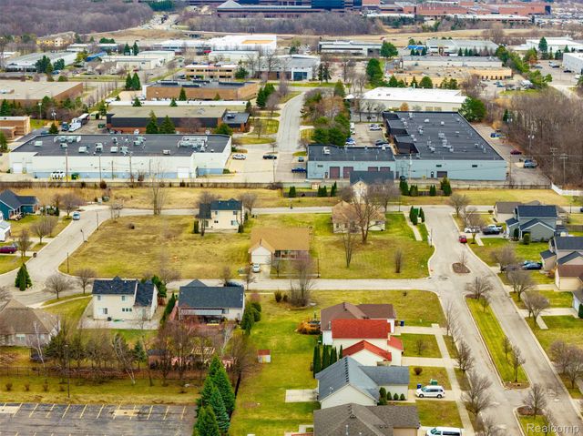 1277 Liza Boulevard, Pontiac, MI 48342