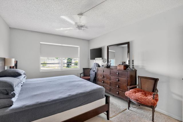 4024 Guildford E 4024, Boca Raton, FL 33434