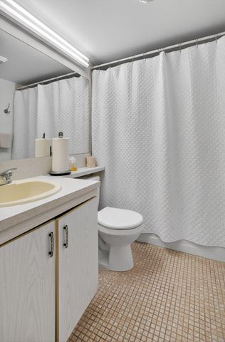 4024 Guildford E 4024, Boca Raton, FL 33434
