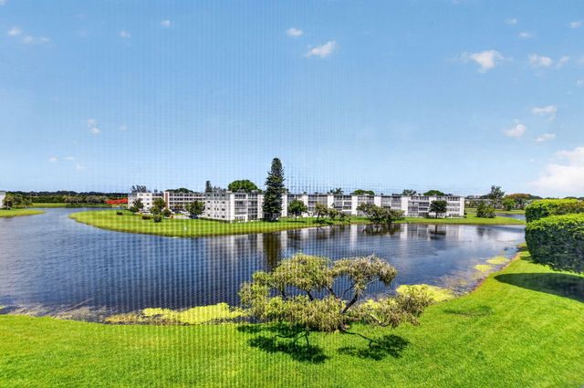 4024 Guildford E 4024, Boca Raton, FL 33434