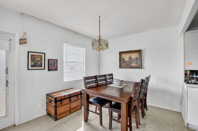 4024 Guildford E 4024, Boca Raton, FL 33434