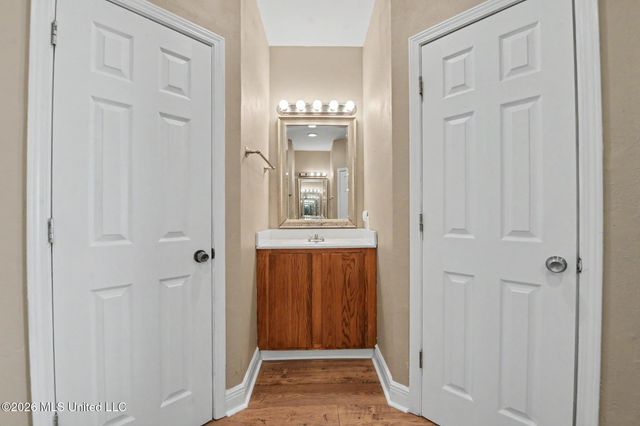 15015 Sioux Place, Kiln, MS 39556