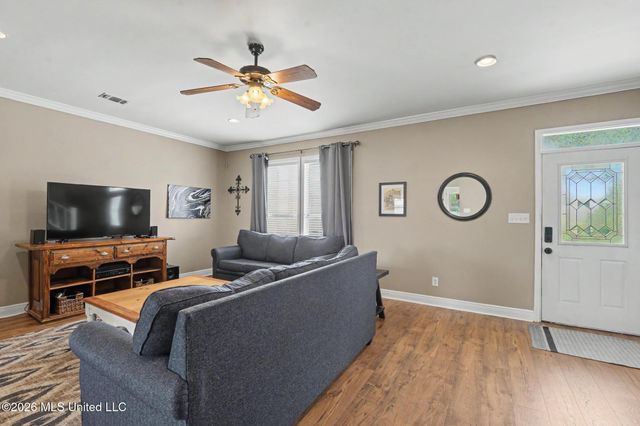 15015 Sioux Place, Kiln, MS 39556