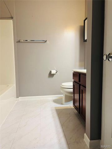 3824 Capri Way, St Peters, MO 63304