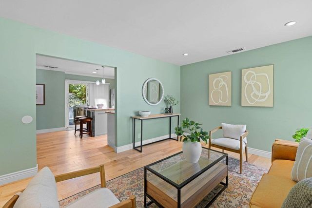447 Sutton Pl, Auburn, CA 95603
