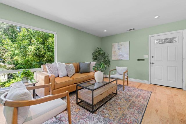 447 Sutton Pl, Auburn, CA 95603