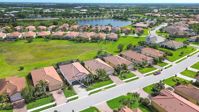 10221 LOCH LOMOND DRIVE, Bradenton, FL 34211