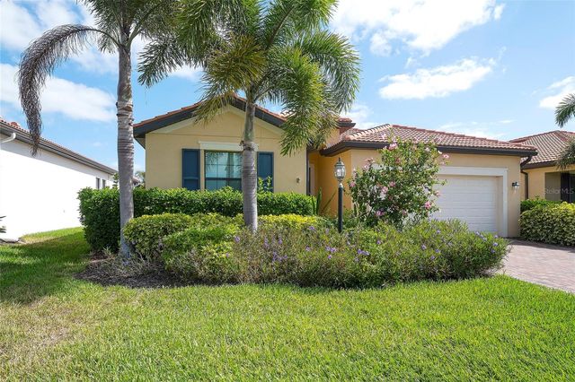 10221 LOCH LOMOND DRIVE, Bradenton, FL 34211
