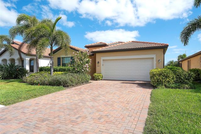 10221 LOCH LOMOND DRIVE, Bradenton, FL 34211