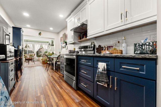 7427 Heather Walk Drive, Spring Hill, FL 34613