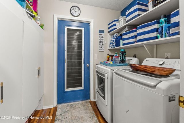 7427 Heather Walk Drive, Spring Hill, FL 34613