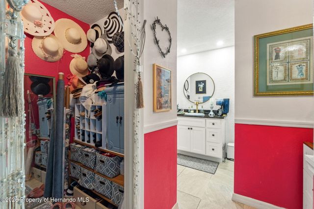 7427 Heather Walk Drive, Spring Hill, FL 34613