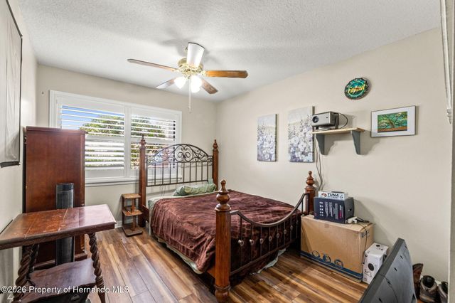 7427 Heather Walk Drive, Spring Hill, FL 34613