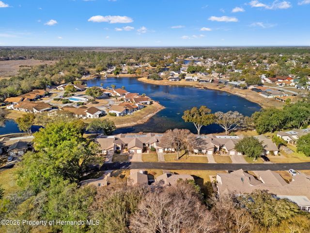 7427 Heather Walk Drive, Spring Hill, FL 34613