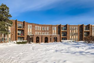 1575 Sandpebble Drive 113, Wheeling, IL 60090