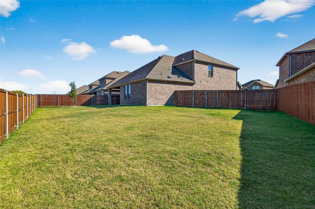 8129 Trudy Lane, Fort Worth, TX 76120