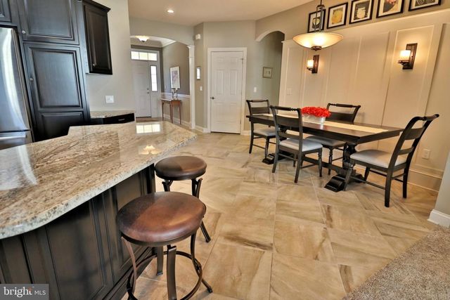 1349 WORTHINGTON DR, Mount Joy, PA 17552