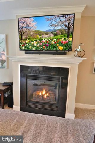 1349 WORTHINGTON DR, Mount Joy, PA 17552