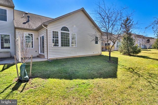 1349 WORTHINGTON DR, Mount Joy, PA 17552