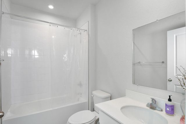 113 Dabou Loop, Belle Glade, FL 33430