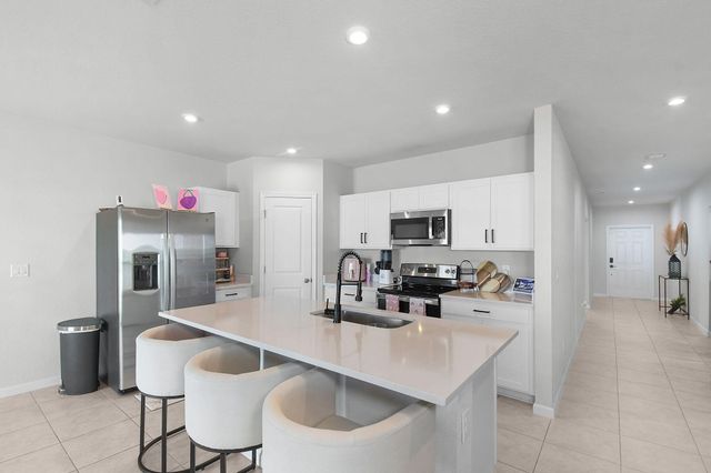 113 Dabou Loop, Belle Glade, FL 33430