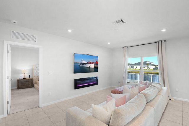 113 Dabou Loop, Belle Glade, FL 33430