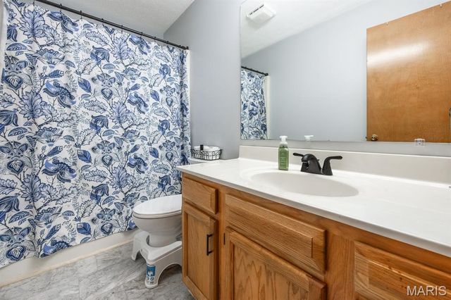 15 Michelle Drive, Mascoutah, IL 62258